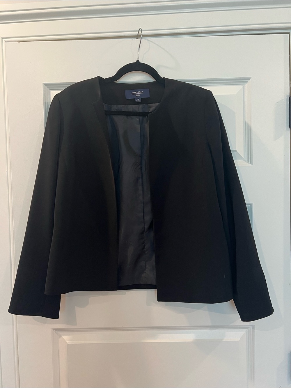 Jones Wear Black Collarless Blazer Size 10 White Contrast Cuff Open Front - Picture 4 of 11